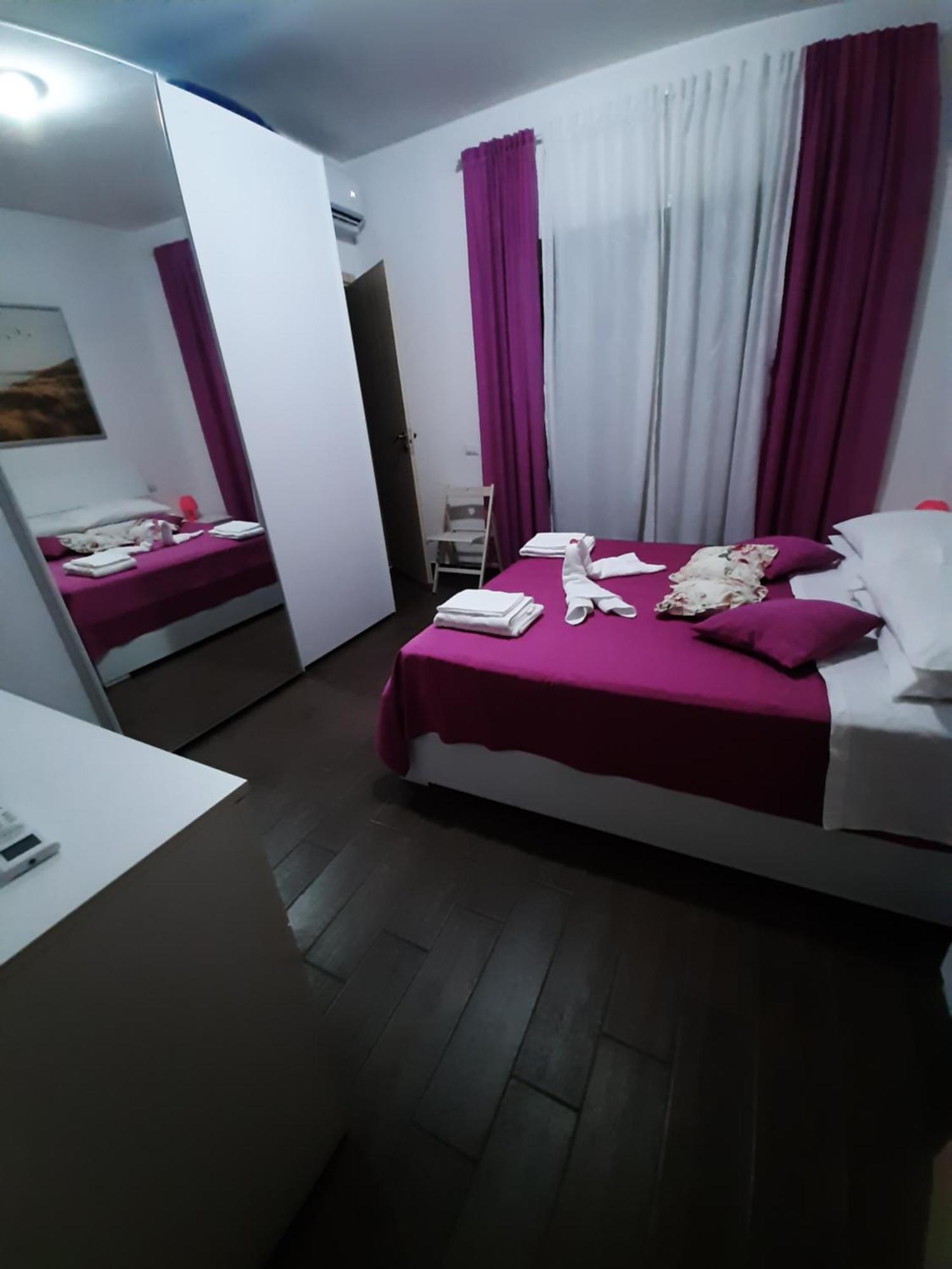 ローマ Da Lucia Bed & Breakfast エクステリア 写真